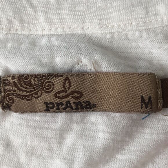 prAna Women’s Round Neck 2 Button L/S White Top Organic Cotton Tag Size Medium - Picture 3 of 14